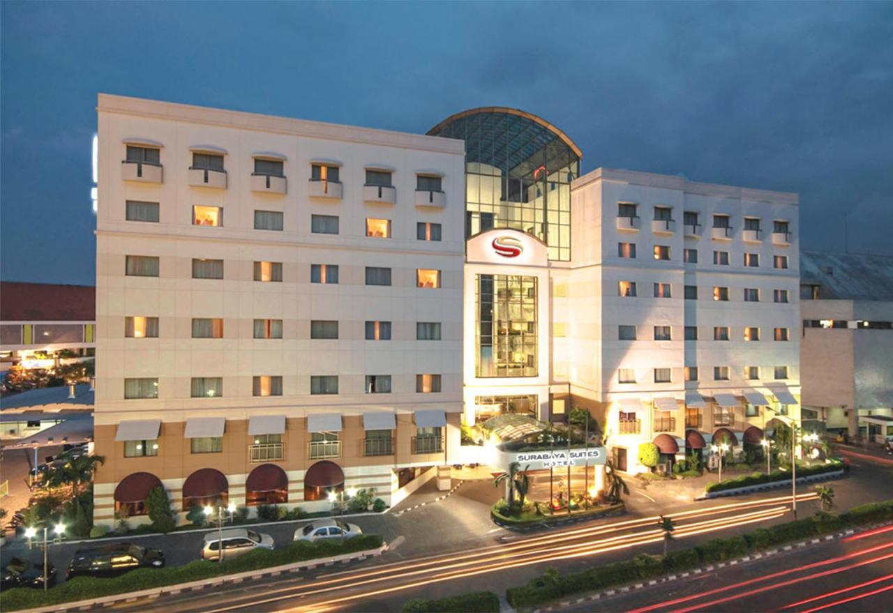 Surabaya Suites Hotel Powered By Archipelago Eksteriør bilde